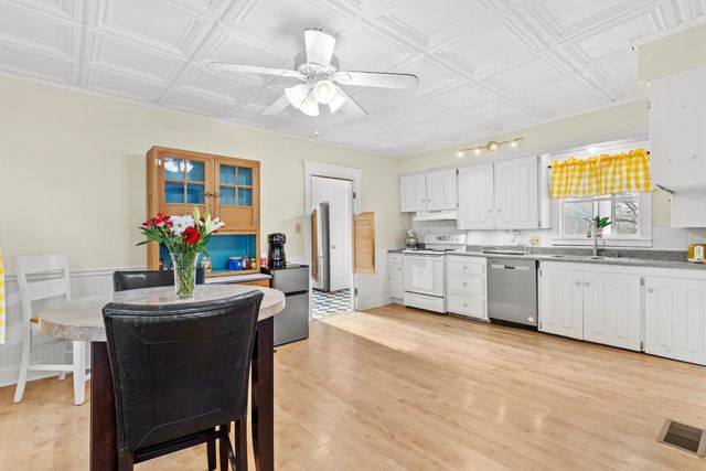 12 S Mast Street, Goffstown, NH 03045