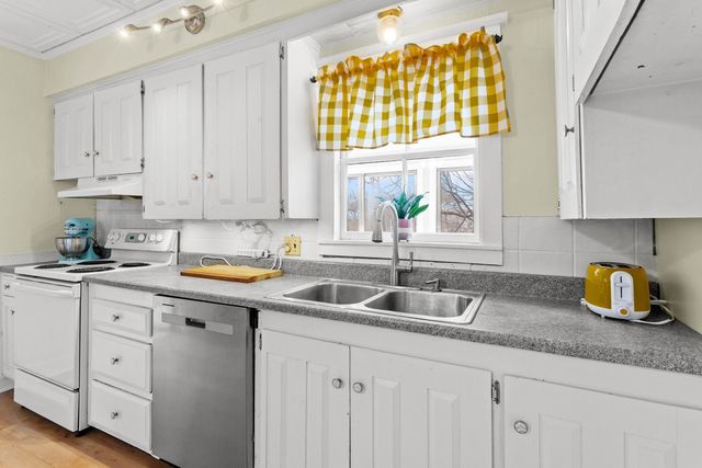 12 S Mast Street, Goffstown, NH 03045