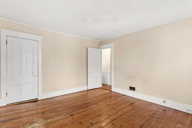 12 S Mast Street, Goffstown, NH 03045