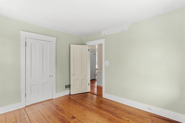 12 S Mast Street, Goffstown, NH 03045