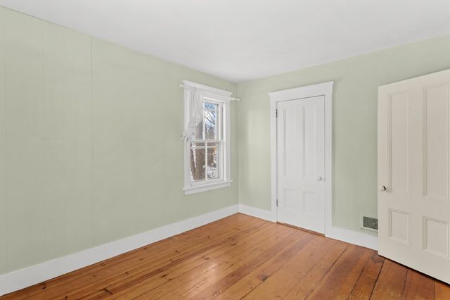 12 S Mast Street, Goffstown, NH 03045