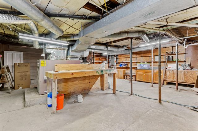 12 S Mast Street, Goffstown, NH 03045