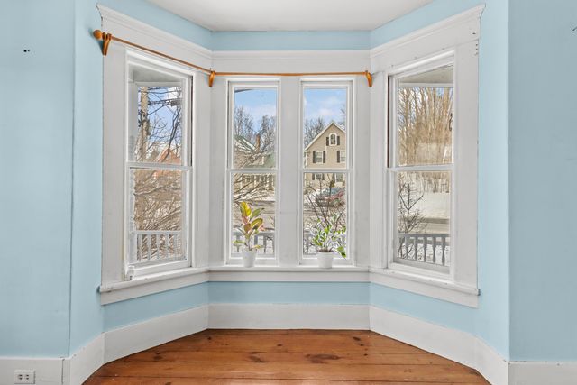 12 S Mast Street, Goffstown, NH 03045