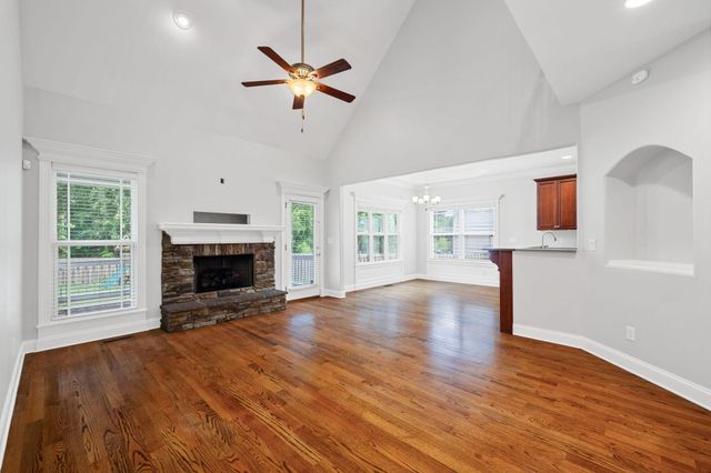 8462 Flower Branch, Chattanooga, TN 37421