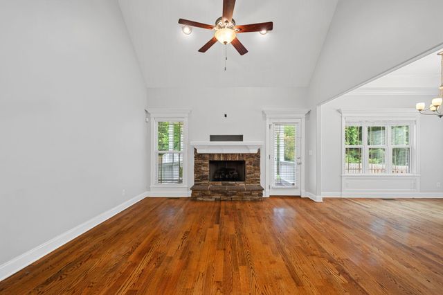 8462 Flower Branch, Chattanooga, TN 37421