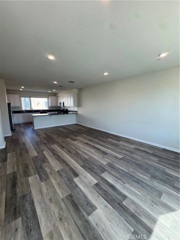 10742 Paramount, Downey, CA 90241