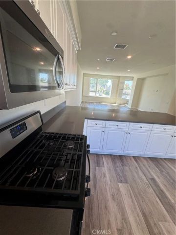 10742 Paramount, Downey, CA 90241
