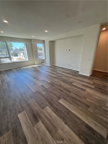 10742 Paramount, Downey, CA 90241