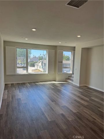 10742 Paramount, Downey, CA 90241