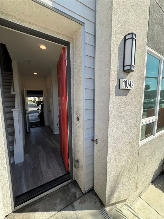 10742 Paramount, Downey, CA 90241