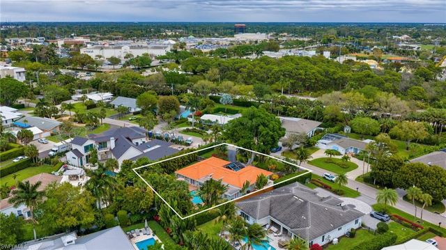 1541 Mandarin RD, Naples, FL 34102