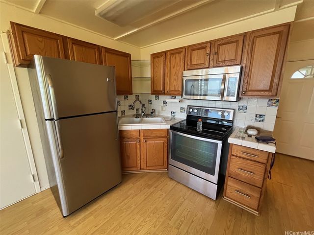 2319 Ahaiki Street C, Pearl City, HI 96782
