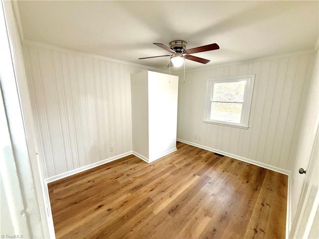 2010 Sharonbrook Drive, Greensboro, NC 27405