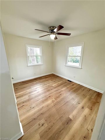 2010 Sharonbrook Drive, Greensboro, NC 27405