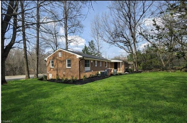 2010 Sharonbrook Drive, Greensboro, NC 27405