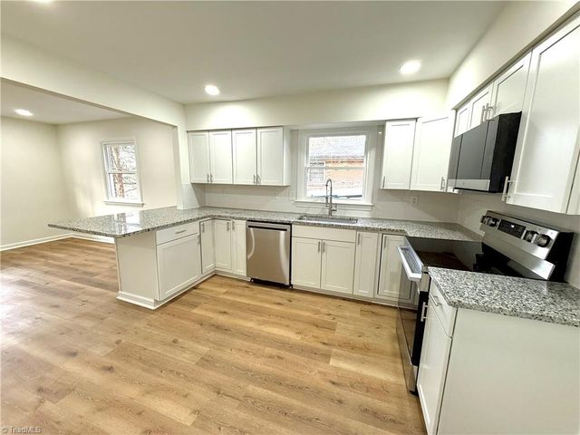 2010 Sharonbrook Drive, Greensboro, NC 27405