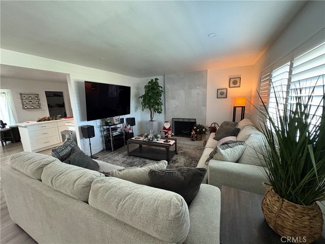 15631 Plymouth, Huntington Beach, CA 92647