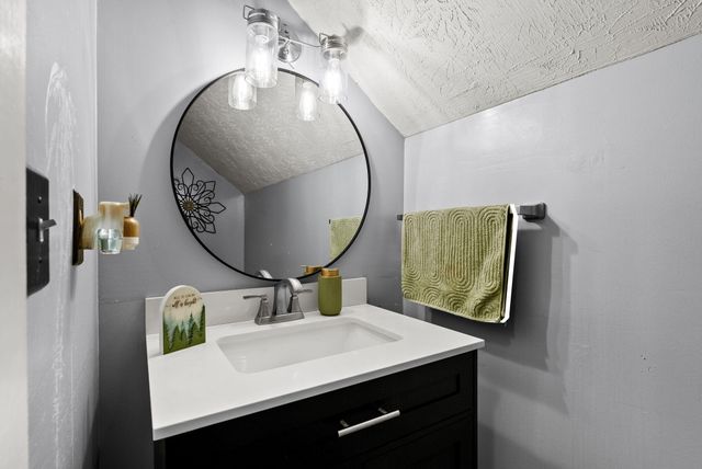 2461 John Watts Road, Nicholasville, KY 40356