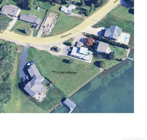 37240 Jefferson Avenue, Harrison Twp, MI 48045