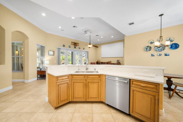 10865 NW 66th Court, Parkland, FL 33076