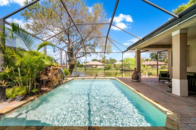 10865 NW 66th Court, Parkland, FL 33076