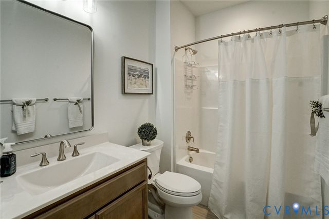 1713 New Settlement Dr, Henrico, VA 23231