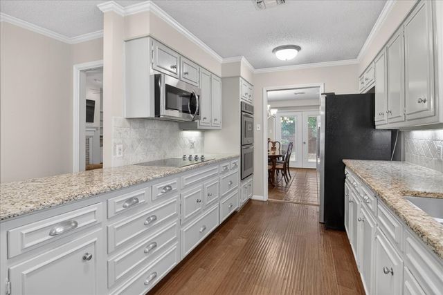 3909 Old Mill Road, Waco, TX 76710