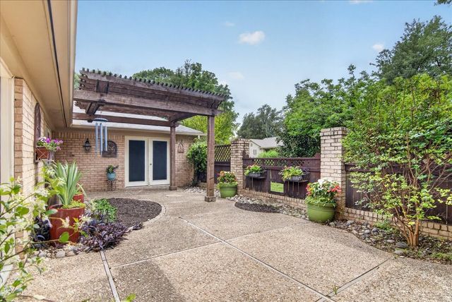 3909 Old Mill Road, Waco, TX 76710