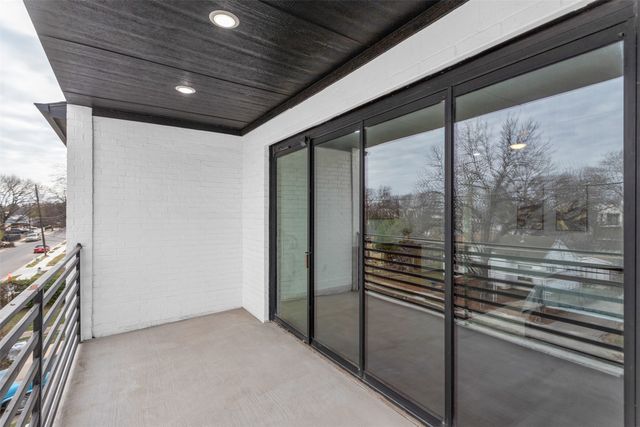 407 Dubois Avenue, Dallas, TX 75203