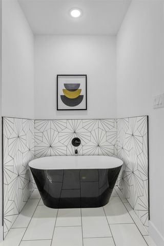 407 Dubois Avenue, Dallas, TX 75203