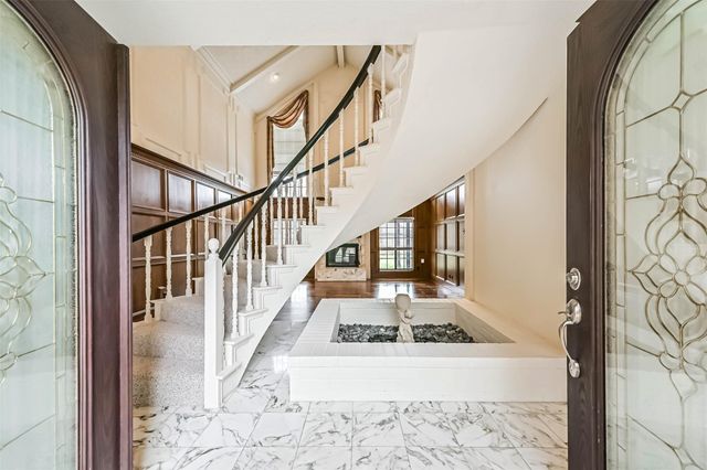 1410 Osborne Drive, Friendswood, TX 77546
