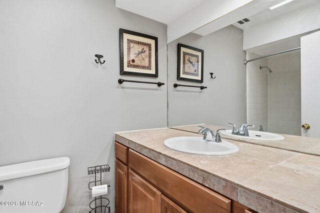 65 N Los Olmos, Green Valley, AZ 85614