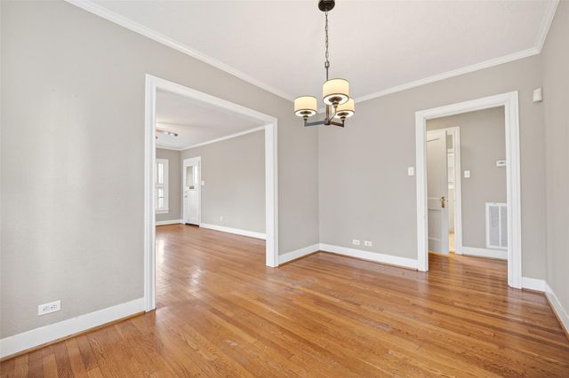 1210 Shearn Street, Houston, TX 77007