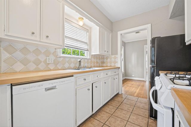 1210 Shearn Street, Houston, TX 77007