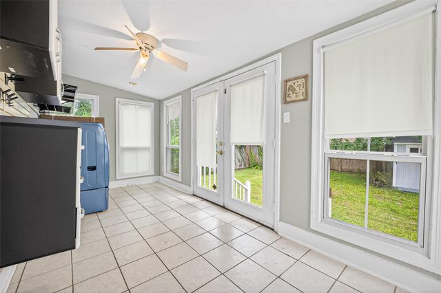 1210 Shearn Street, Houston, TX 77007