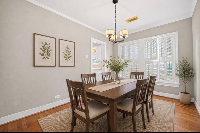 1210 Shearn Street, Houston, TX 77007