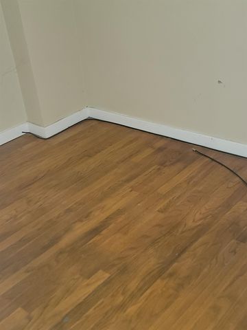 1005 N Wenona Avenue, Bay City, MI 48706