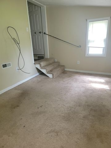 1005 N Wenona Avenue, Bay City, MI 48706