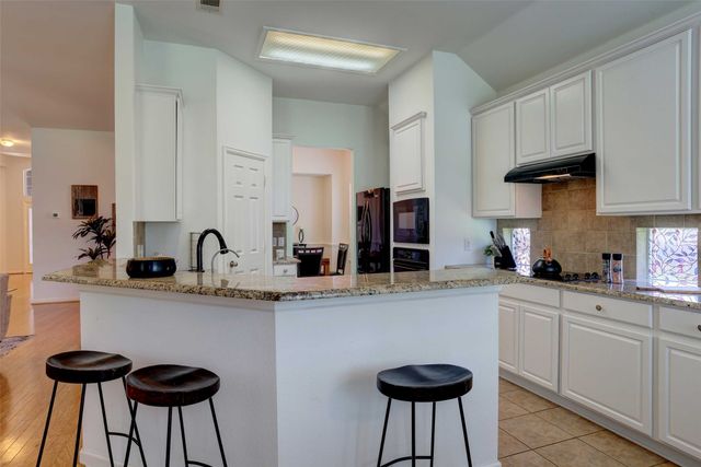 1402 Ballycastle Lane, Corinth, TX 76210