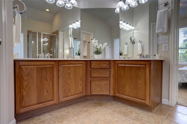 1402 Ballycastle Lane, Corinth, TX 76210