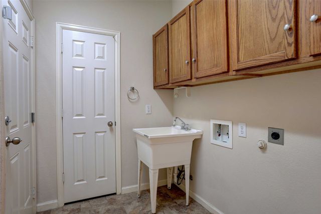1402 Ballycastle Lane, Corinth, TX 76210