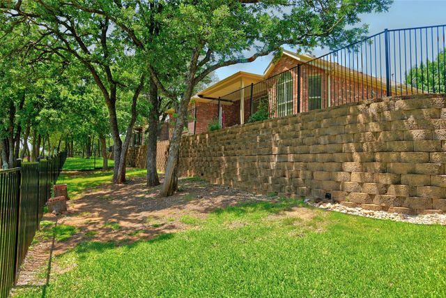 1402 Ballycastle Lane, Corinth, TX 76210