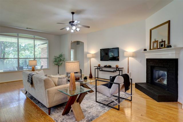 1402 Ballycastle Lane, Corinth, TX 76210
