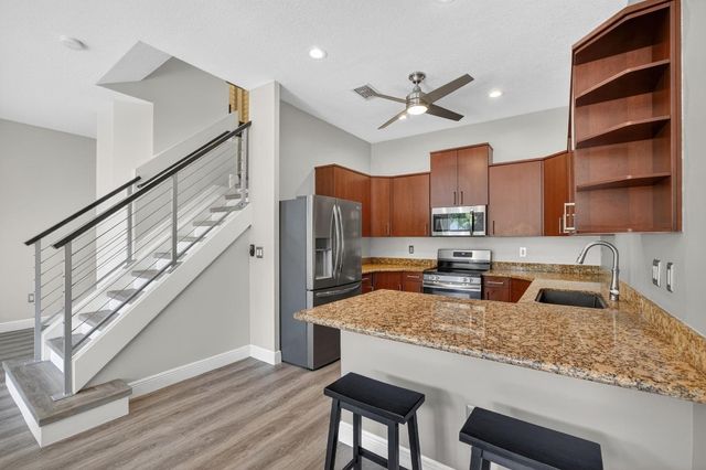 3024 NE 5th Terrace 10, Wilton Manors, FL 33334