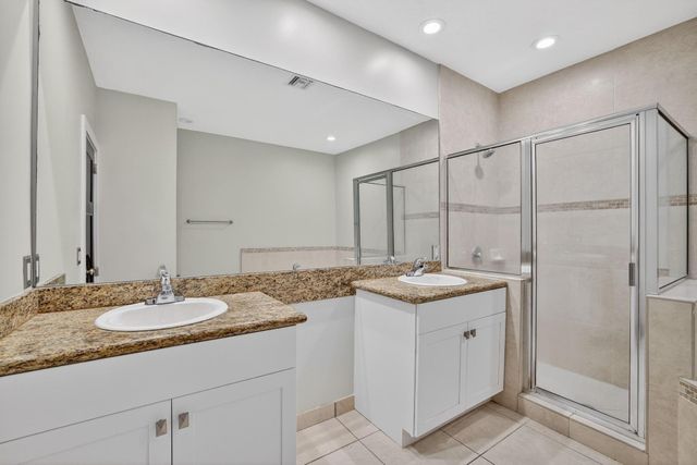 3024 NE 5th Terrace 10, Wilton Manors, FL 33334