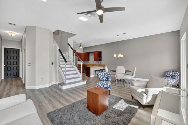 3024 NE 5th Terrace 10, Wilton Manors, FL 33334