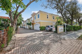 3024 NE 5th Terrace 10, Wilton Manors, FL 33334
