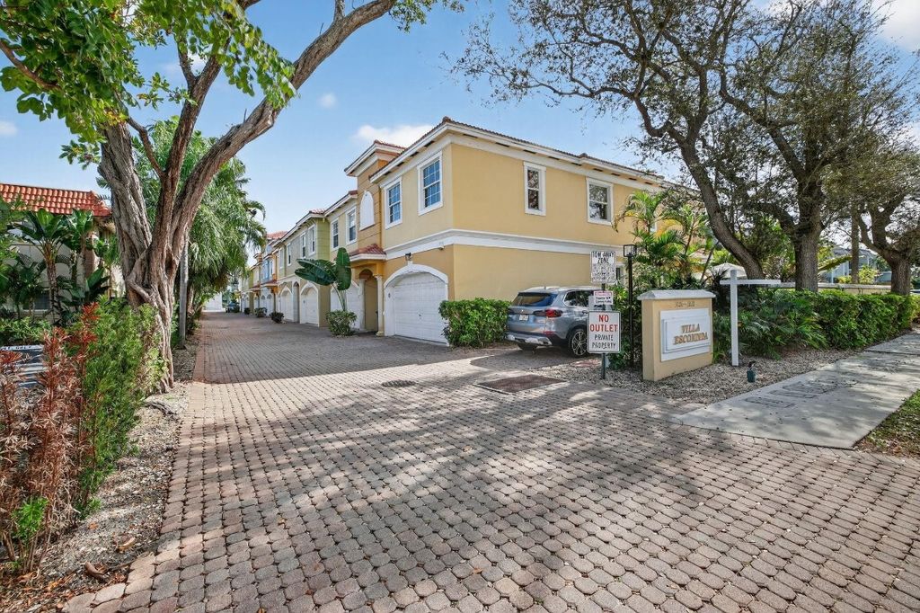 3024 NE 5th Terrace 10, Wilton Manors, FL 33334