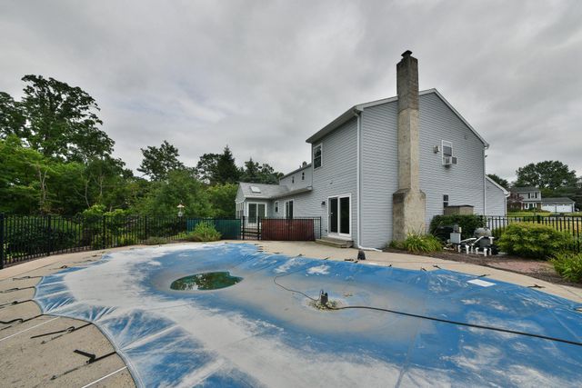 773 HOLLY CIR, Harleysville, PA 19438