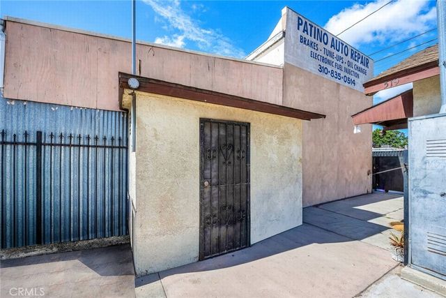 519 Broad Avenue, Wilmington, CA 90744